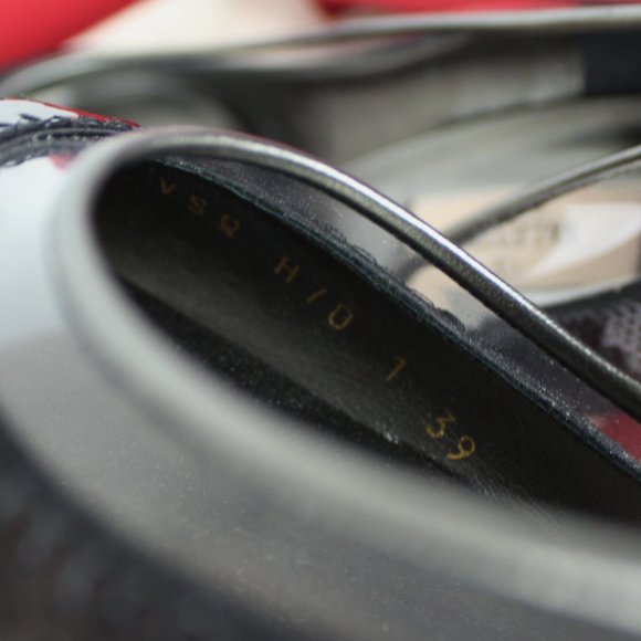 NEW VALENTINO GARAVANI Pumps- RUNWAY-SEQUIN DOLLYBOW - Picture 11 of 15